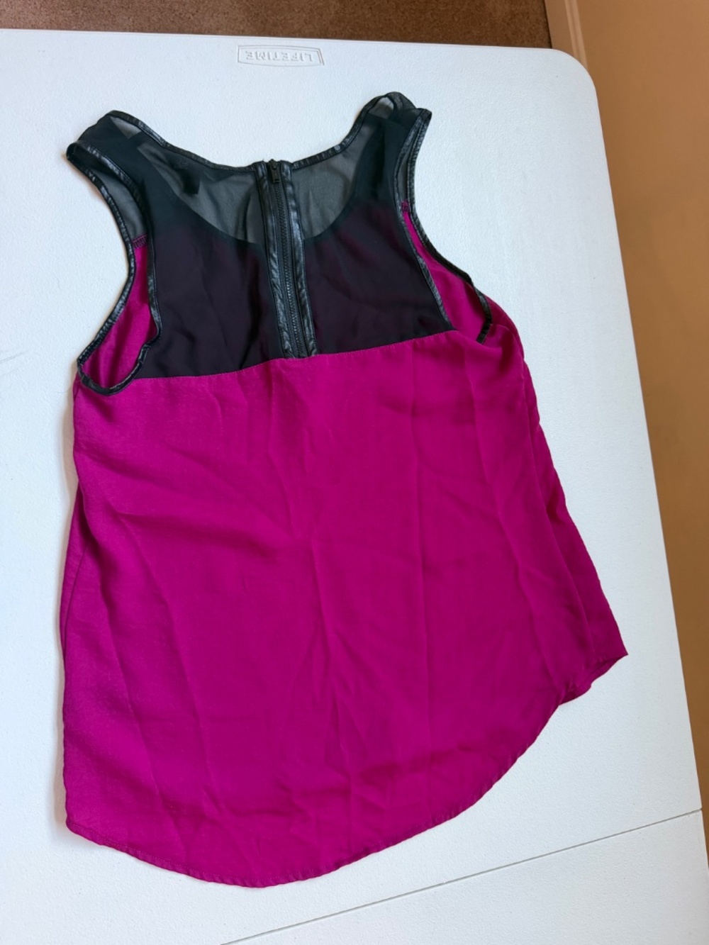 Express tank top - Picture 2 of 3